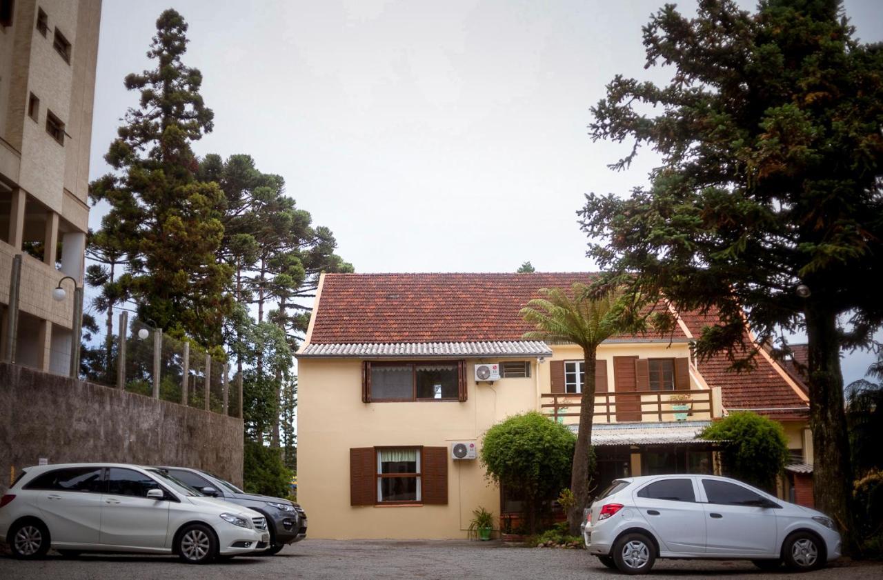 Pousada San Clemente Centro Hotel Gramado Exterior photo